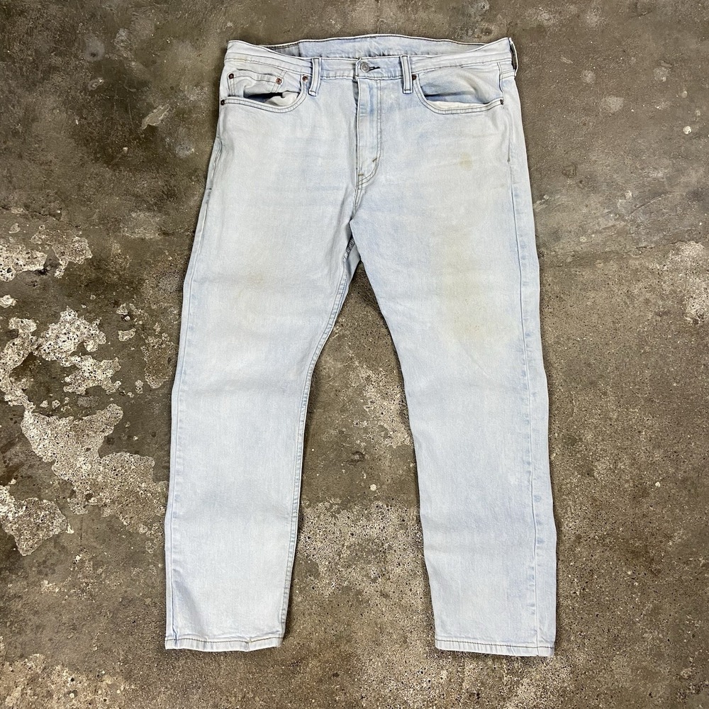 Levi's 502 Jeans Size 36x30 Blue Denim Light Wash Classic Tapered Fit Casual‎
